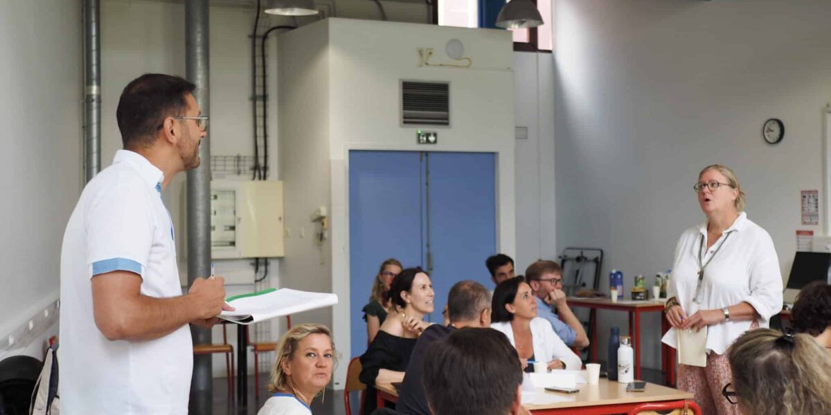 Comment se réorienter dans une école de commerce ?